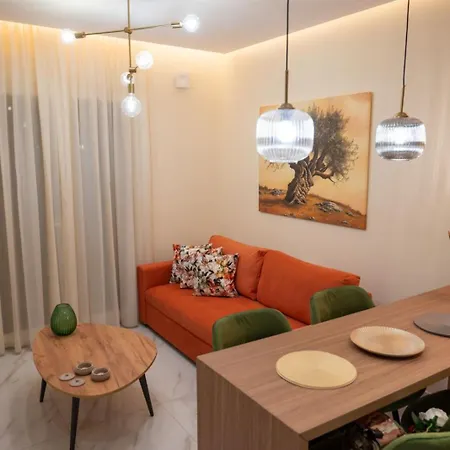 Urban Bliss Apartment *